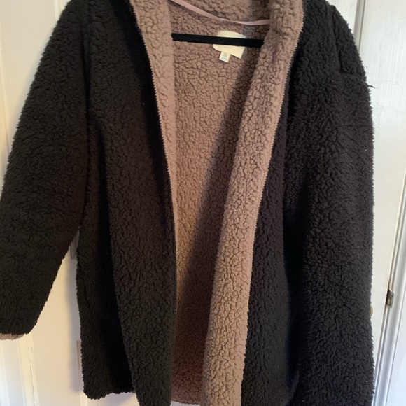 UO Carmella Reversible Hooded Teddy Jacket - Picture 1 of 2